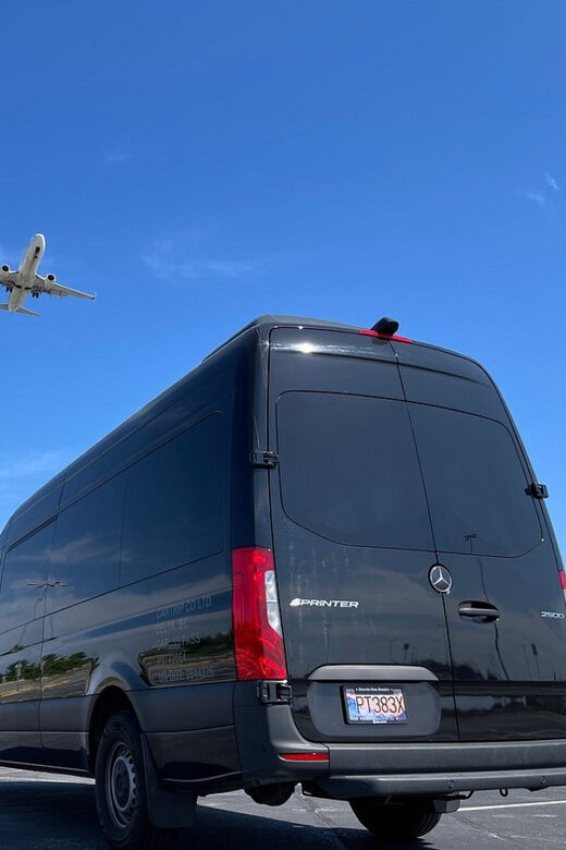 Vancouver: Airport (YVR) to Seattle Downtown (Cruise) - Who Should Book This Service?