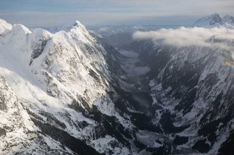 vancouver-bc-backcountry-helicopter-tour