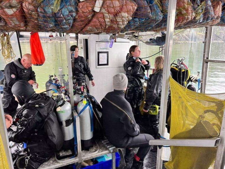 vancouver-boat-dive-for-certified-divers