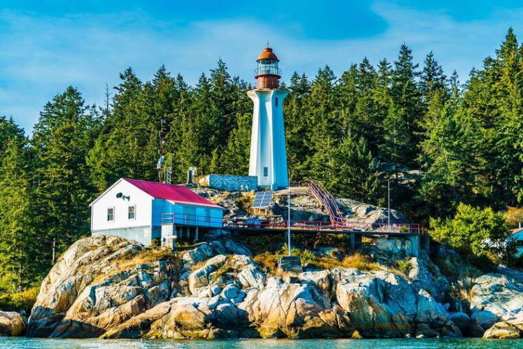 vancouver-boat-to-bowen-island-on-unesco-howe-sound-fjord