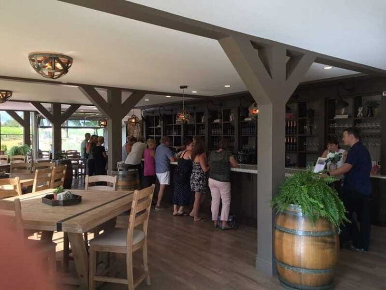 vancouver-city-highlights-and-fraser-valley-wine-tour