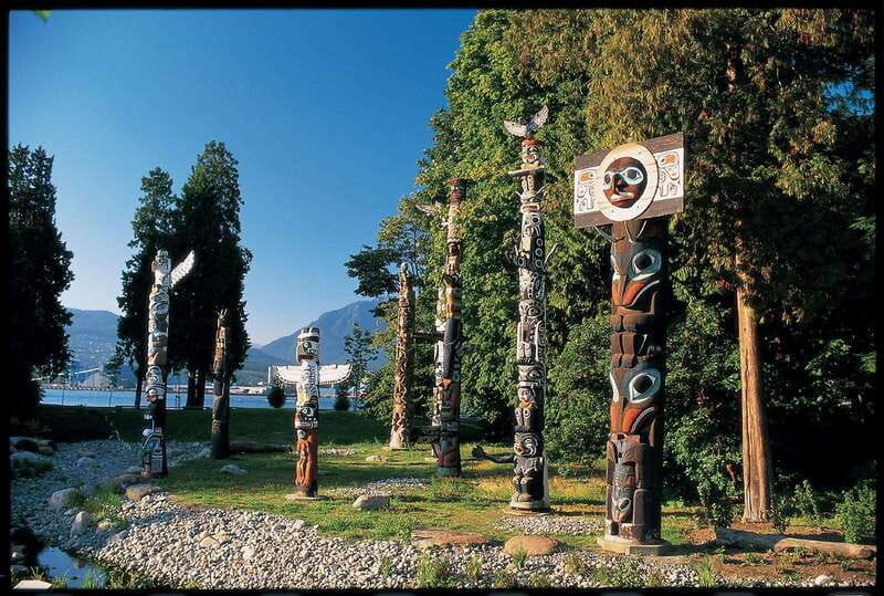 vancouver-day-tour-stanley-park-capilano-suspension-bridge