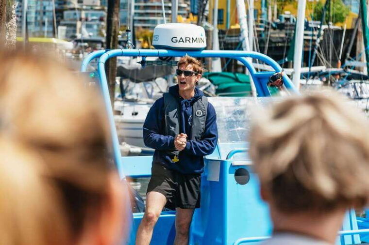 vancouver-indian-arm-and-granite-falls-zodiac-boat-tour