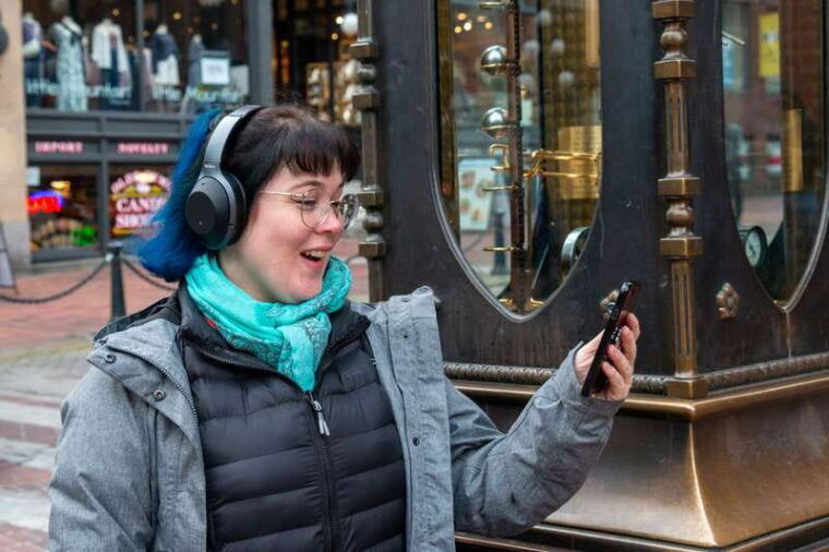 vancouver-self-guided-smartphone-walking-tour-of-gastown