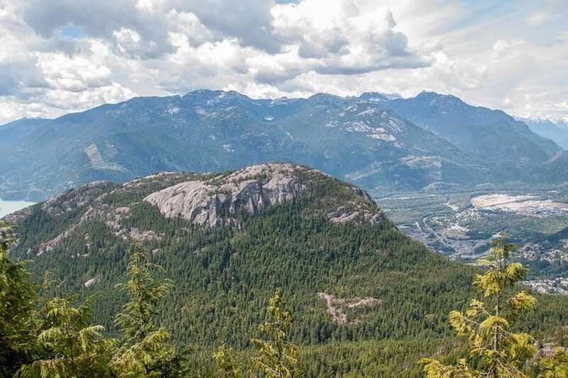 vancouver-stawamus-chief-hike-and-local-brewery-tasting