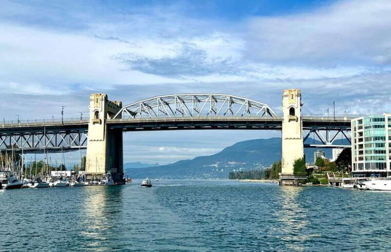 vancouver-your-own-private-yacht-tour-2-to-6-hours