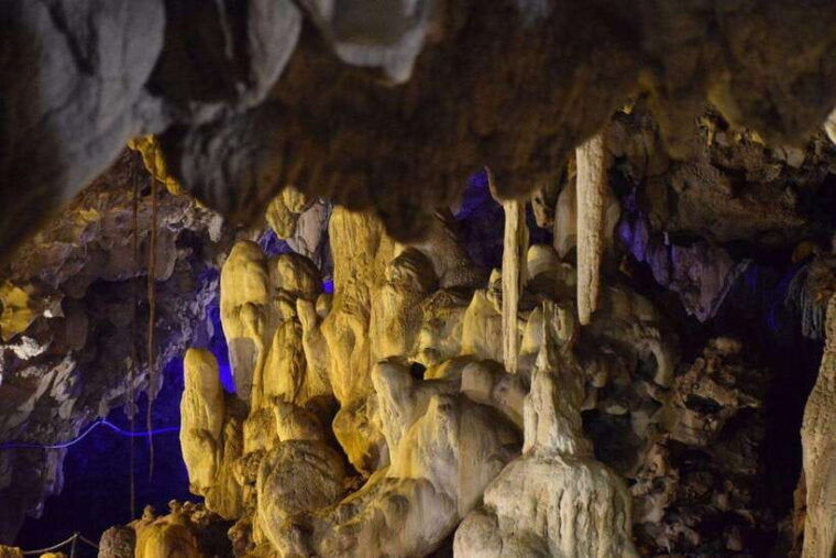 vang-vieng-half-day-zip-lining-with-cave-exploration-option