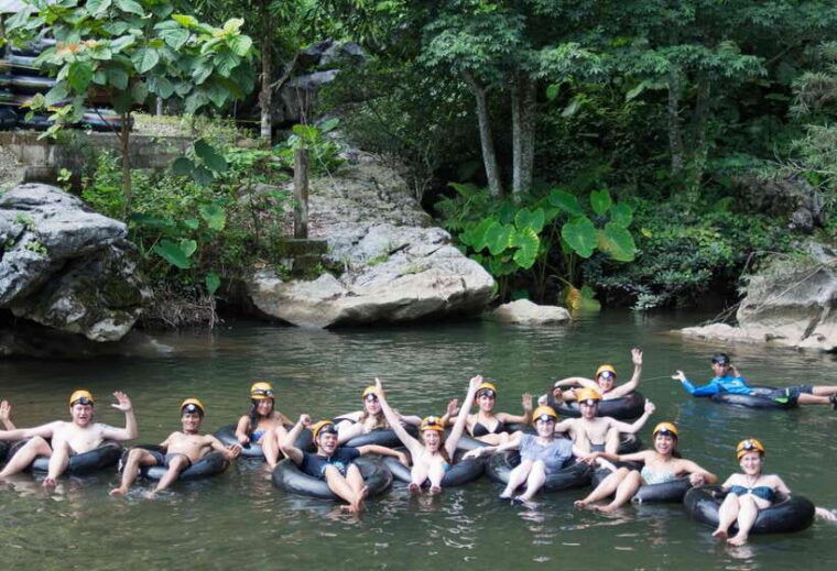 vang-vieng-nam-song-river-kayak-tour