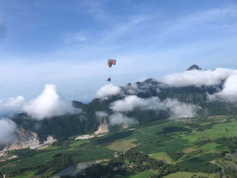 Vang Vieng: Paragliding Flight Single Ticket and Transfer - Additional Details and Tips
