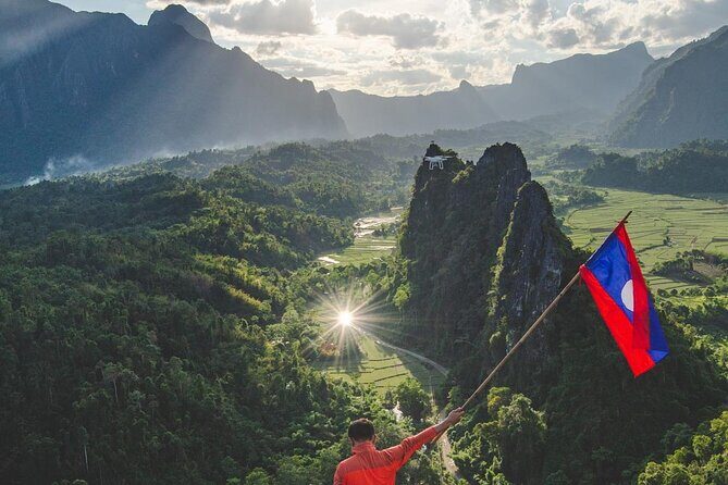 Vang Vieng Tour B - Nam Xay Viewpoint Hike & Blue Lagoon 1 Tour - Authentic Insights from Reviewers