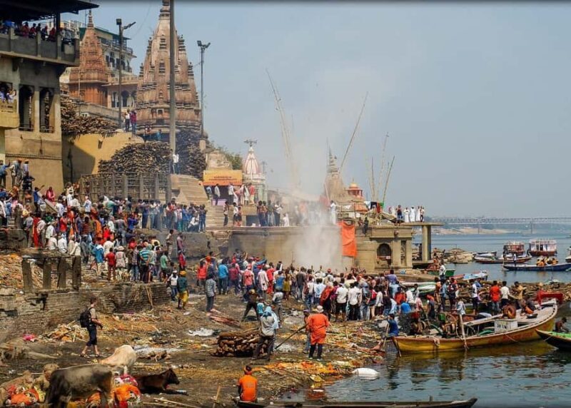 Varanasi: 2-Day Tour with Ganga Aarti and Rooftop Dinner - Key Points