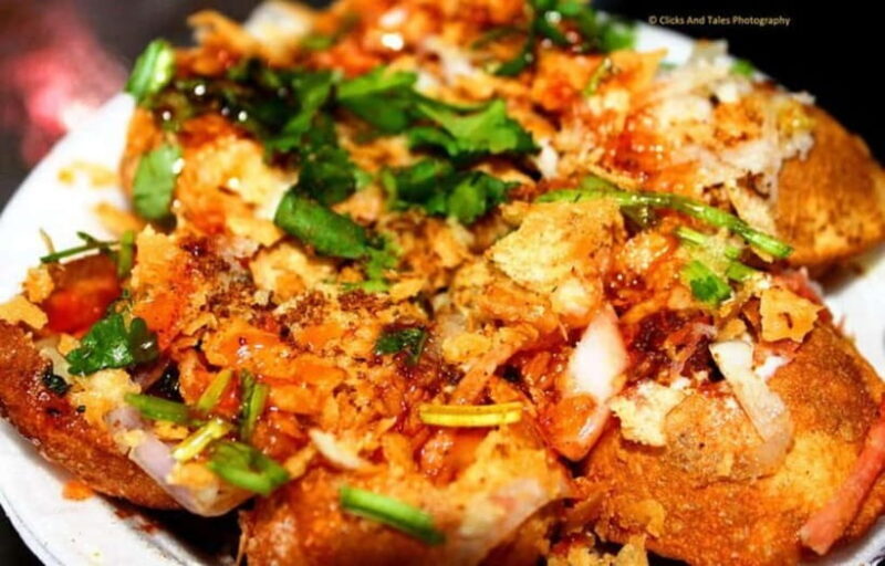 Varanasi: 3-hour street food tour - Key Points