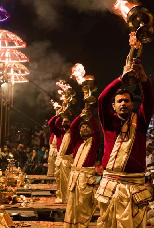 Varanasi: Ganges Evening Boat Ride and Aarti Ceremony - Key Points