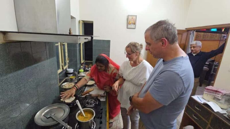 Varanasi: Indian Cooking Class with Hotel Pickup - Key Points