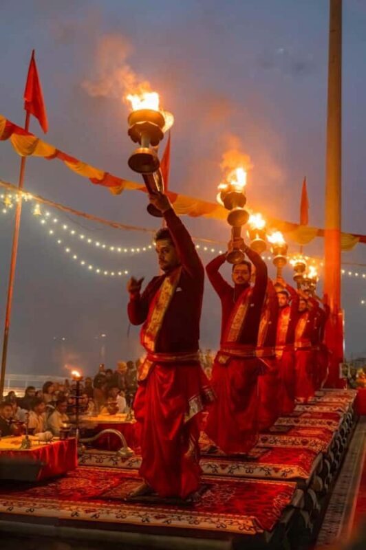 Varanasi: Photography Tour with Local Guide & Ganges - Discover the Heart of Varanasi: A Photography Tour with a Local Guide & Ganges