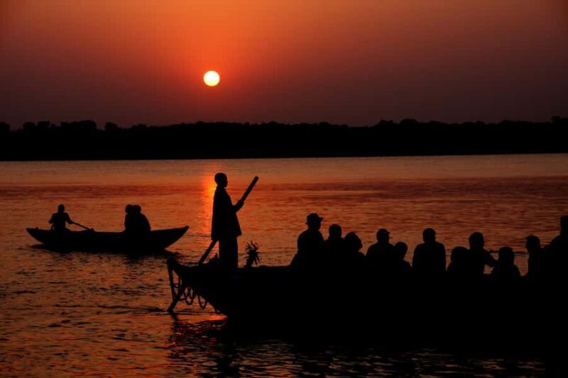 Varanasi: Photography Tour with Local Guide & Ganges - The Practical Side: What You Need to Know