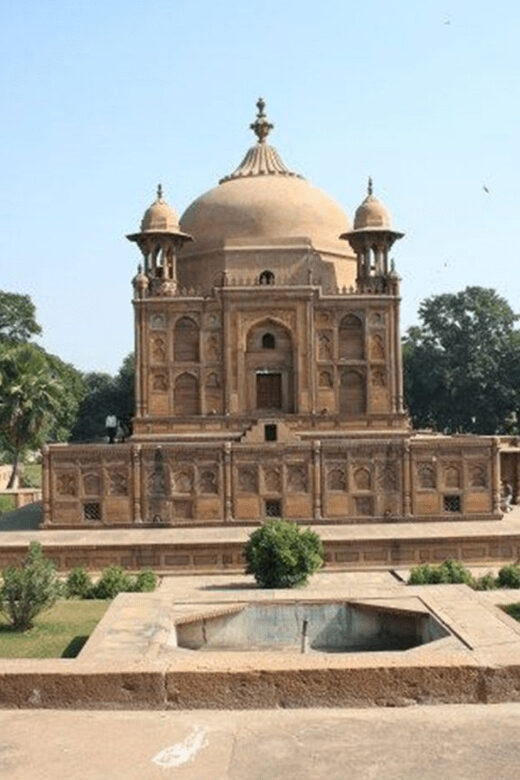 Varanasi: Private Prayagraj Triveni Sangam day tour - Key Points