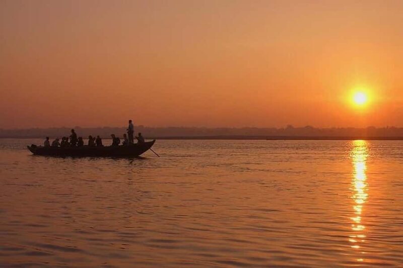 Varanasi: Sunrise Boat Tour and Heritage Walk with transfers - A Close Look at the Varanasi Sunrise Boat Tour and Heritage Walk