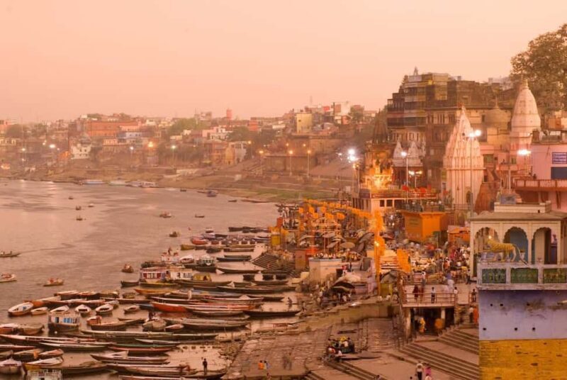 Varanasi Sunset Tour with Ganga Aarti & Free Boat Ride - Who Will Love This Tour?