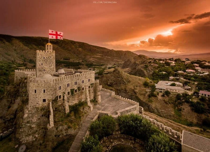 Vardzia. Lake Paravani, Khertvisi & Lomsia castle, Rabati - Transport, Timing, and Group Size