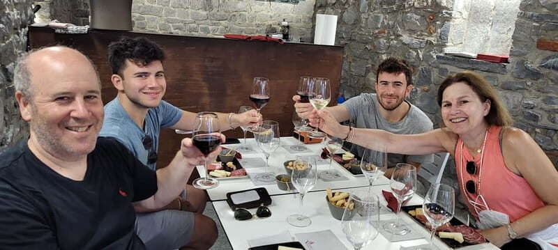 Varenna: Guided Walking Tour with Wine and Food Tasting - An In-Depth Look at the Tour Experience