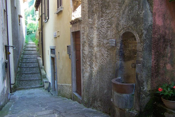 varenna-on-the-como-lake-the-villa-monastero-and-the-patriarchs-greenway-path