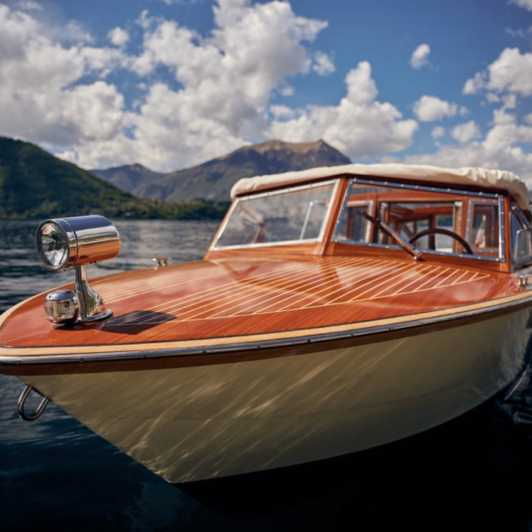 varenna-shared-sunset-boat-tour-with-a-prosecco-aperitif