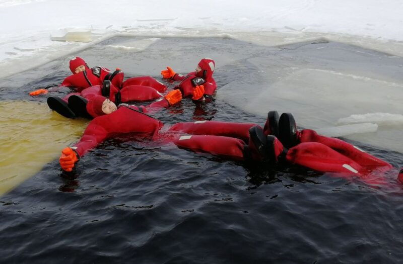 varjola-resort-arctic-floating