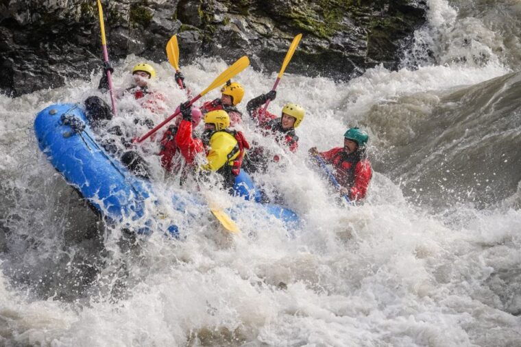 varmahlid-east-glacial-river-whitewater-rafting