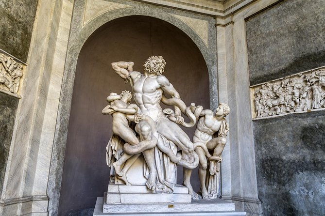 vatican-by-night-group-tour