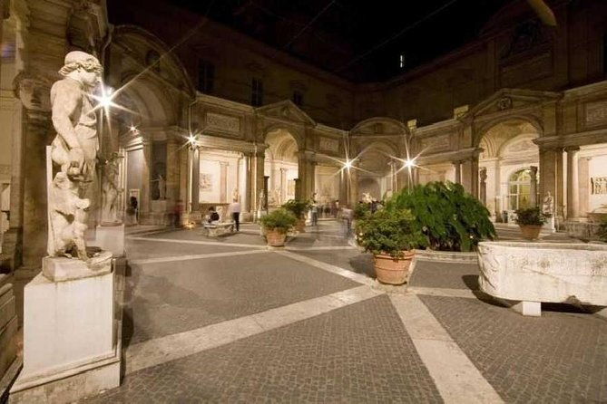 vatican-by-night-vatican-museums-and-sistine-chapel-guided-tour-2