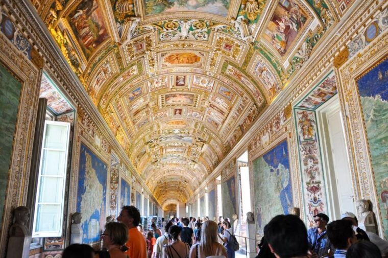 vatican-city-museums-and-sistine-chapel-fast-entry-ticket