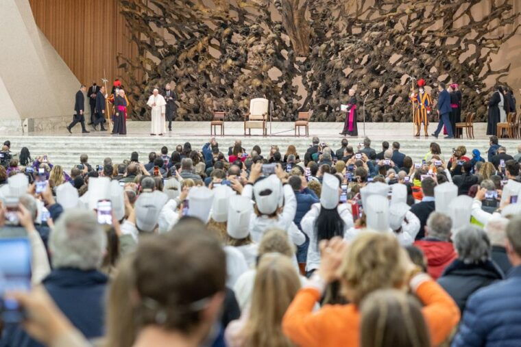 vatican-city-papal-audience-sistine-chapel-vatican-tour