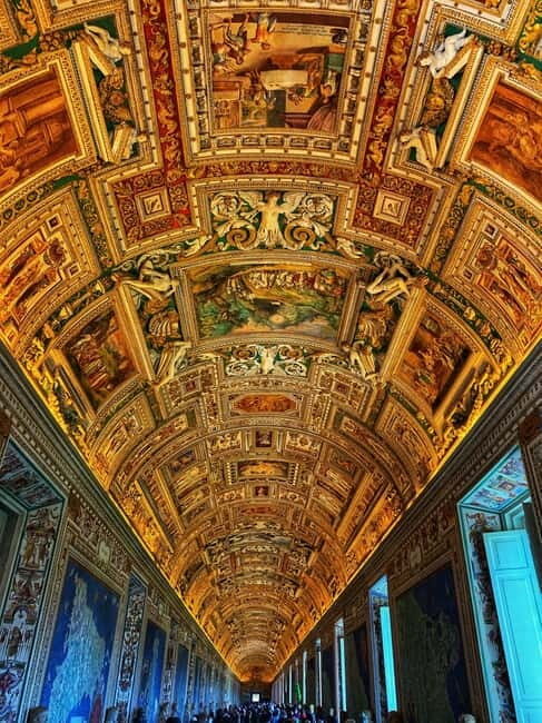 Vatican City: Sistine Chapel Evening Guided Tour - A Detailed Look at the Experience