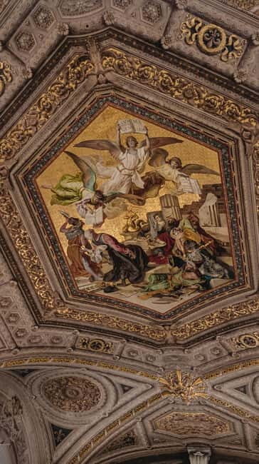 Vatican City: Sistine Chapel Evening Guided Tour - Authentic Experiences and Hidden Insights