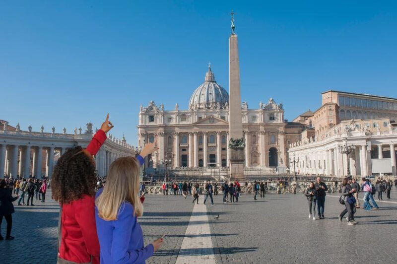 vatican-city-st-peters-basilica-tour-with-reserved-entry
