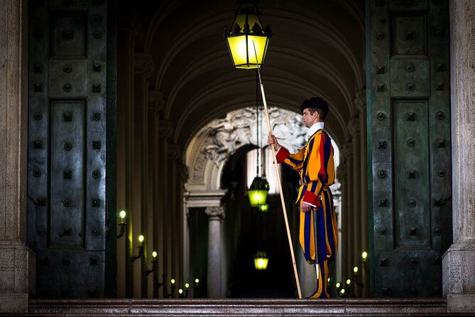 vatican-early-morning-semi-private-skip-the-line-guided-tour