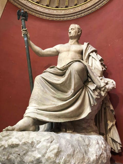 vatican-guided-tour-in-chinese-between-vatican-museums-and-st-peters-basilica