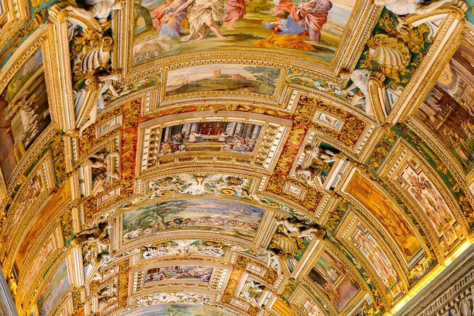 Vatican Museum and Sistine Chapel Guided Tour | Group Tour - A Closer Look at the Tour