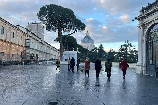 vatican-museums-alone-semi-private-early-entry-tour-breakfast-2