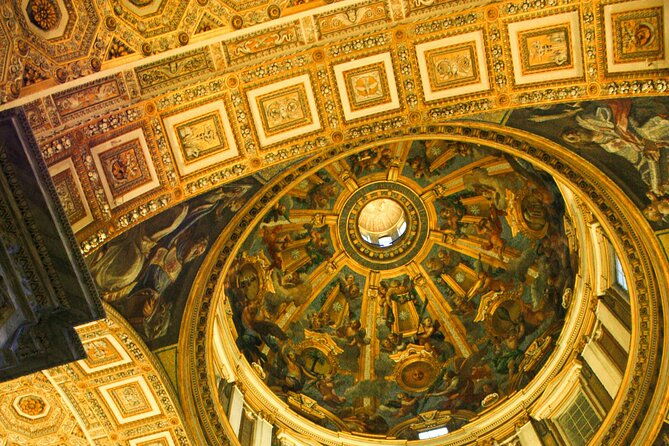 vatican-museums-and-sistine-chapel-guided-tour-and-skip-the-line-2