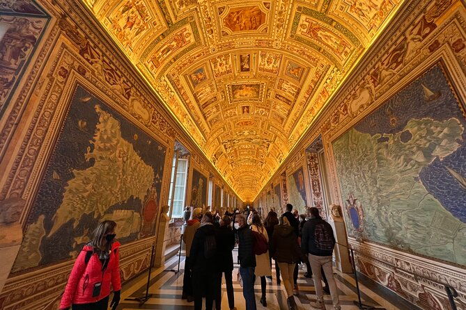 vatican-museums-and-sistine-chapel-skip-the-line-ticket-5