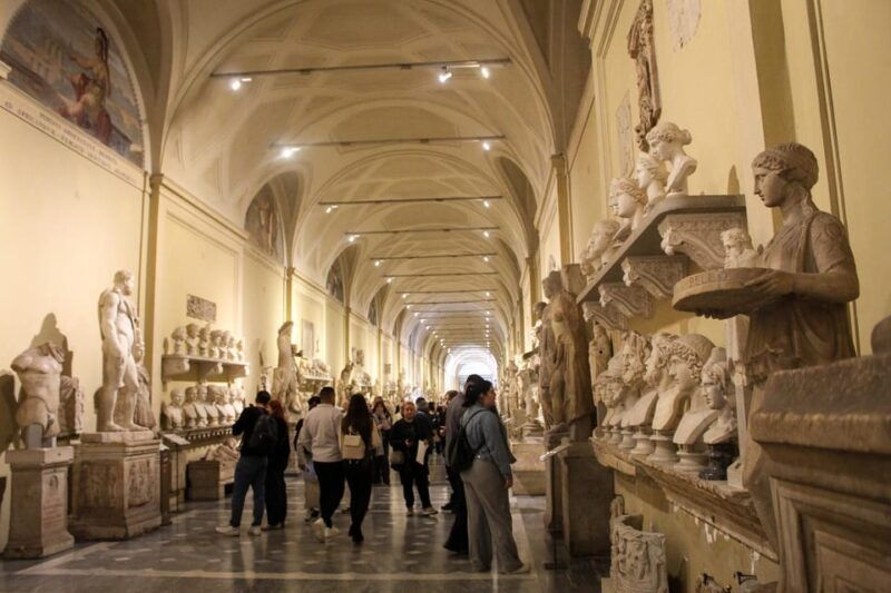 vatican-museums-sistine-chapel-and-st-peters-guided-tour