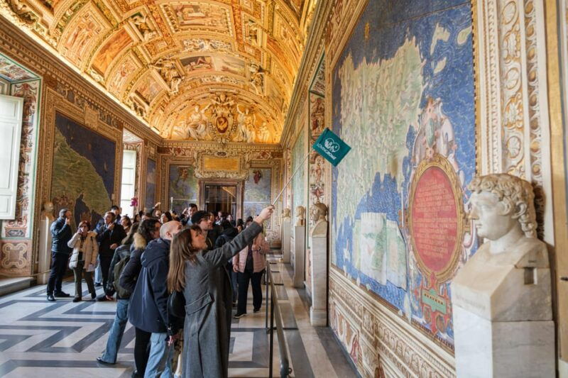 vatican-museums-sistine-chapel-guided-tour-3