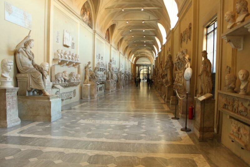 vatican-museums-sistine-chapel-semi-private-morning-tour-3