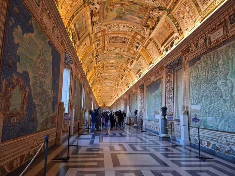 Vatican Museums, Sistine Chapel & St. Peter's Basilica Tour - A Closer Look at the Experience