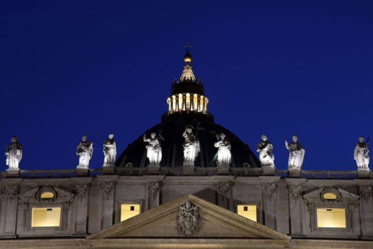 vatican-official-guided-tour-of-st-peters-basilica