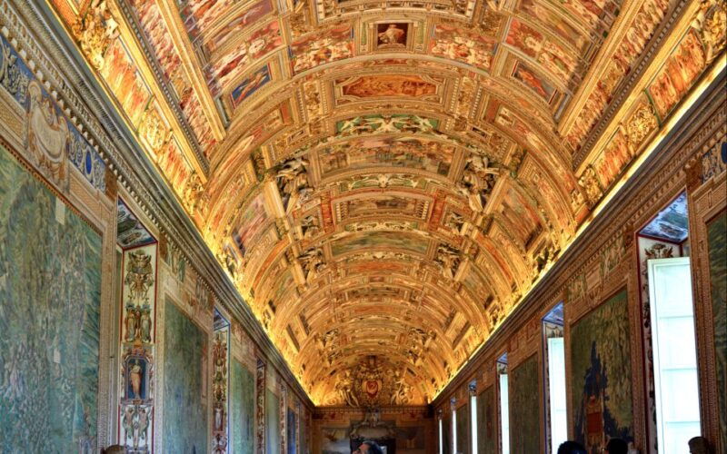 vatican-sistine-chapel-and-st-peters-semi-private-tour
