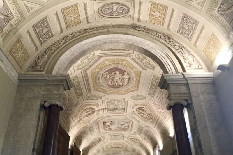 vatican-sistine-chapel-and-vatican-museums-small-group-tour