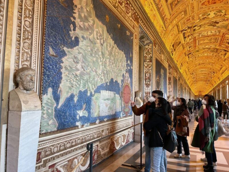 vatican-sistine-chapel-and-vatican-museums-small-group-tour